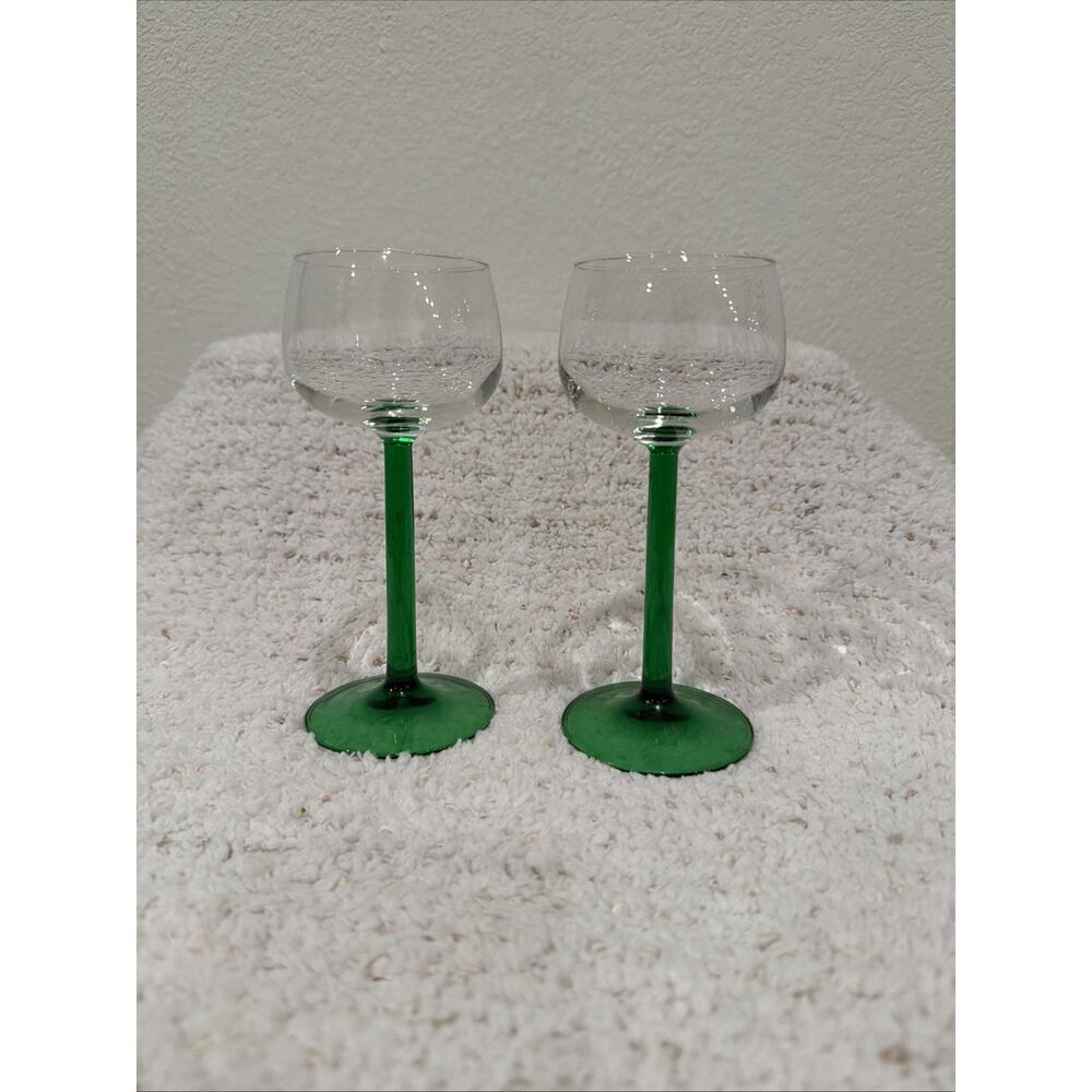 Set of 2 Cristal D'Arques Durand Emerald Green Stem 7" Wine Hock Glass France